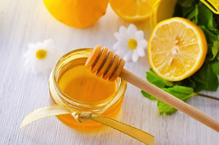 Cách chữa viêm amidan bằng dân gian sử dụng chanh mật ong
