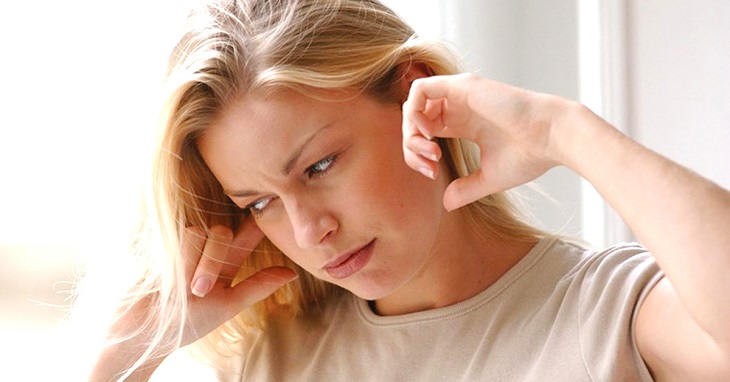 Viêm xoang ù tai khởi phát từ nhiều nguyên nhân khác nhau và gây cảm giác mệt mỏi cho người bệnh