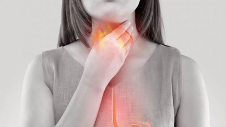 Nếu triệu chứng ợ hơi khiến bạn khó thở xuất hiện thường xuyên thì hãy đến gặp bác sĩ sớm