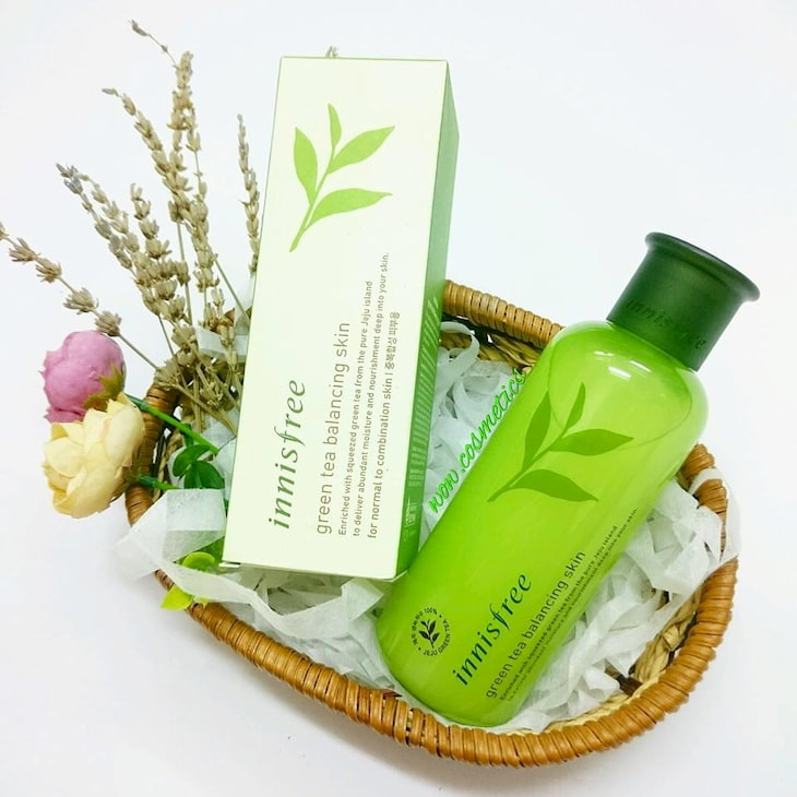 Innisfree Green Tea Balancing Skin tinh chất trà xanh đậm đặc