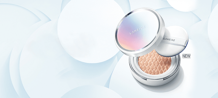 Laneige BB Cushion Whitening SPF 50+ PA+++ cũng là cushion dành riêng cho da khô, giúp chống nắng và dưỡng da rất tốt