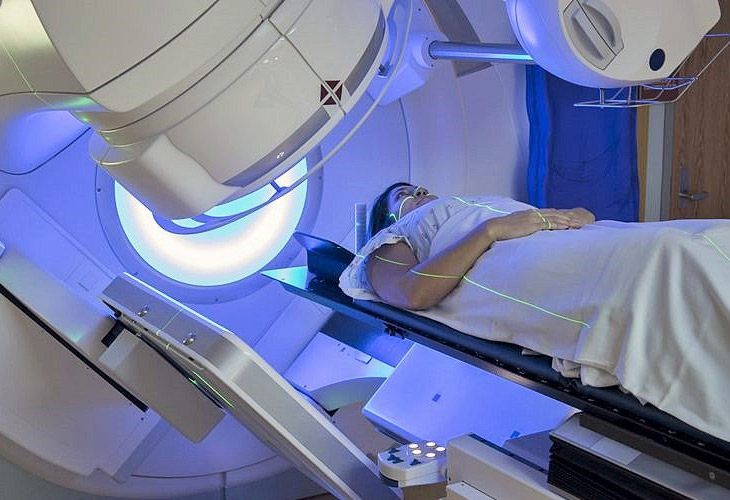 Chụp CT scan xoang giúp xác định vị trí và kích thước của polyp