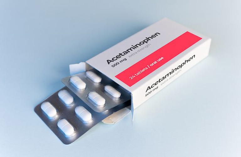 Thuốc Paracetamol (Acetaminophen) giúp giảm đau và hạ sốt.