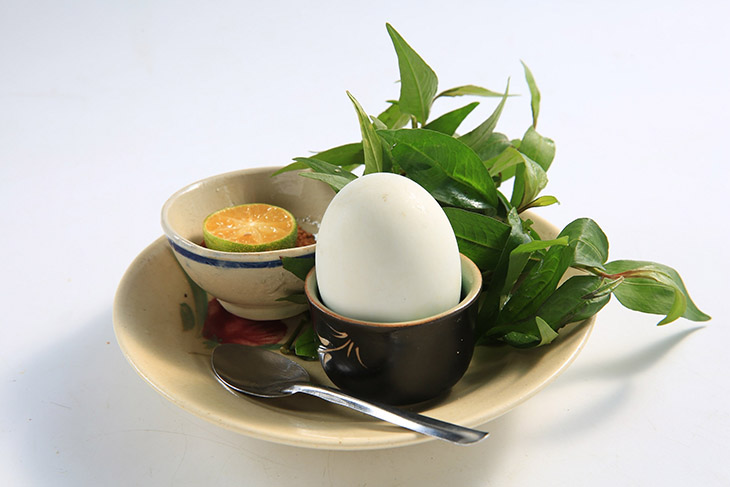 Trứng vịt lộn có nhiều dinh dưỡng và chất có lợi cho sinh lý nam