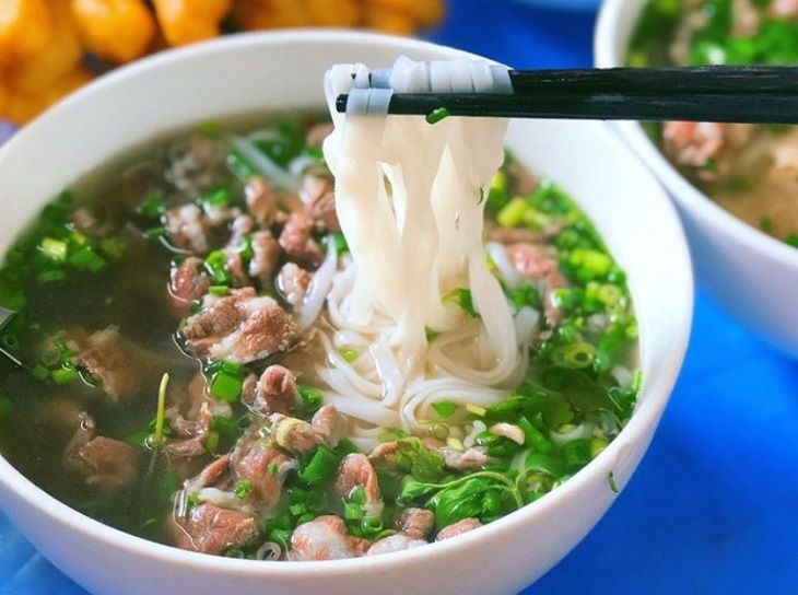 Bị đau dạ dày không nên ăn phở