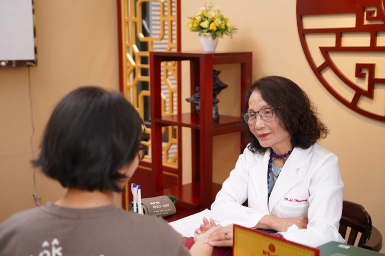 Nam Y Đỗ Minh Đường là sự kết hợp toàn diện Đông - Tây y trong việc thăm khám và điều trị
